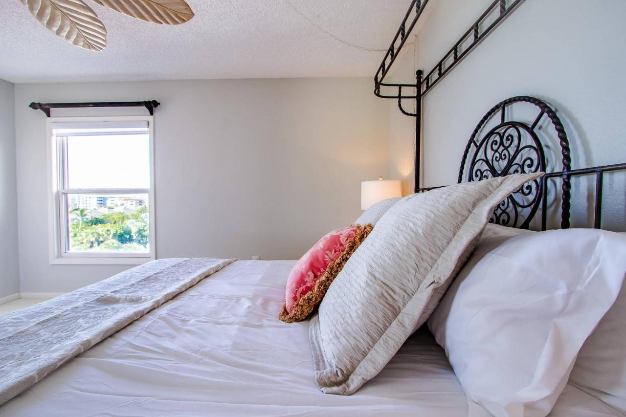 Siesta Breakers Penthouse On The Beach Sarasota Dış mekan fotoğraf